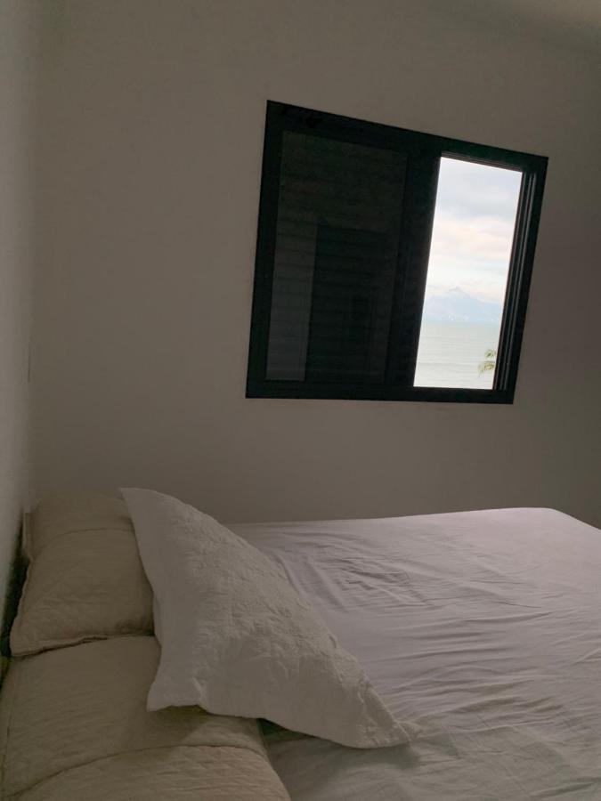 Apartamento Martim de Sá de frente pro mar Caraguatatuba Exterior foto